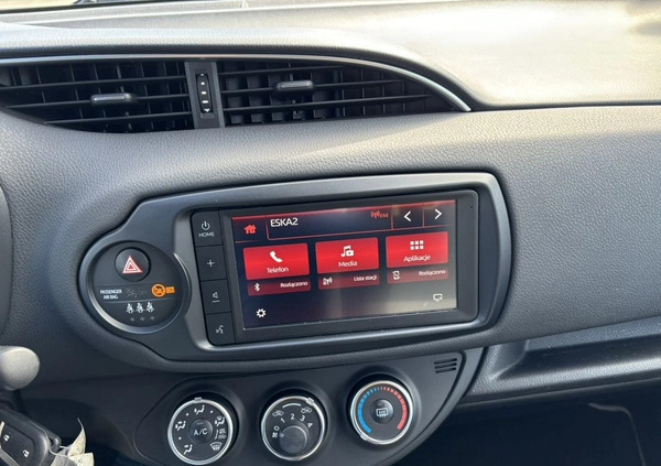 Toyota Yaris cena 49900 przebieg: 44000, rok produkcji 2019 z Brzeg małe 277